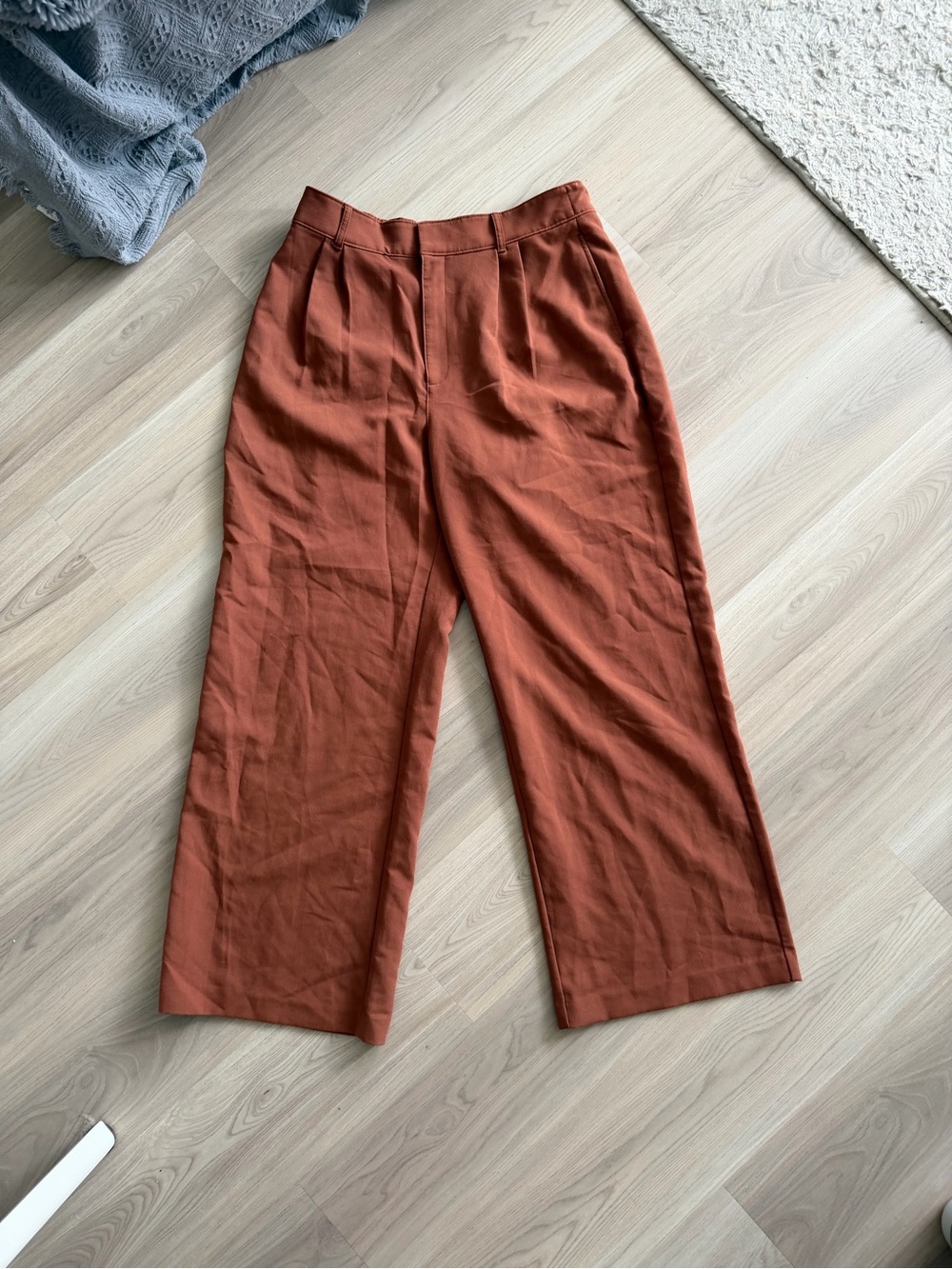 Abercrombie & Fitch Rust Brown High-Rise Pants